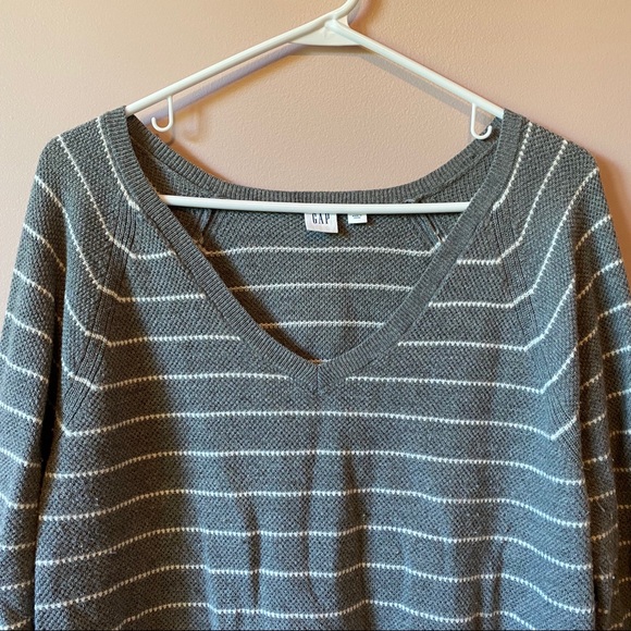 GAP Striped Sweater - Picture 3 of 3